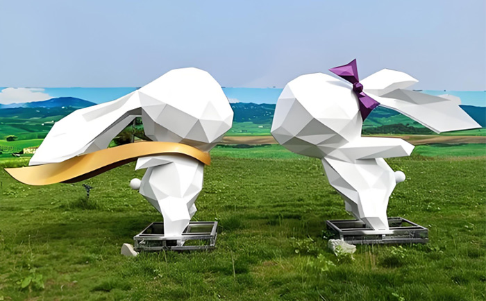 不銹鋼幾何動(dòng)物雕塑--以幾何為筆，重繪動(dòng)物的第二生命
