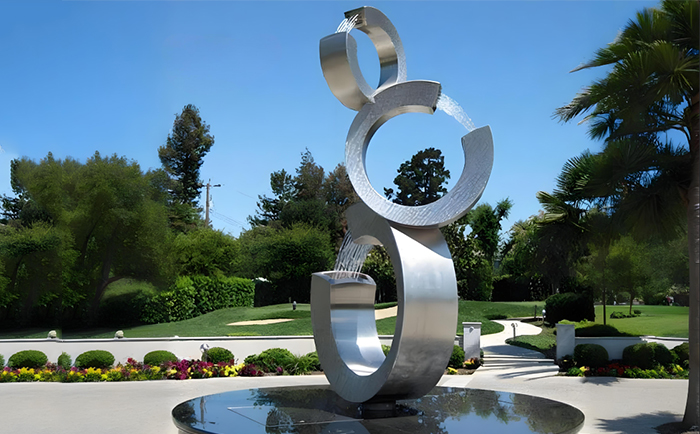 探索不銹鋼噴泉雕塑，開(kāi)啟水與藝術(shù)的奇妙之旅